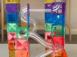 Connetix Tiles 92 Piece Ball Run Pack - imagen adicional | Gogiks
