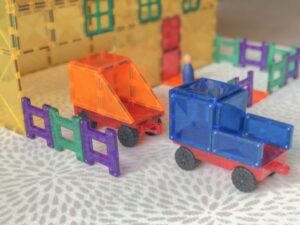 Connetix Tiles 24 Piece Motion Pack - ejemplo de uso | Gogiks