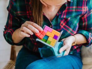 Smart Games Cubiq - vista detallada | Gogiks