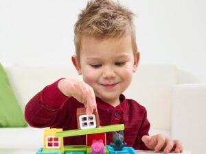 Smart Games Three Little Piggies - piezas incluidas | Gogiks